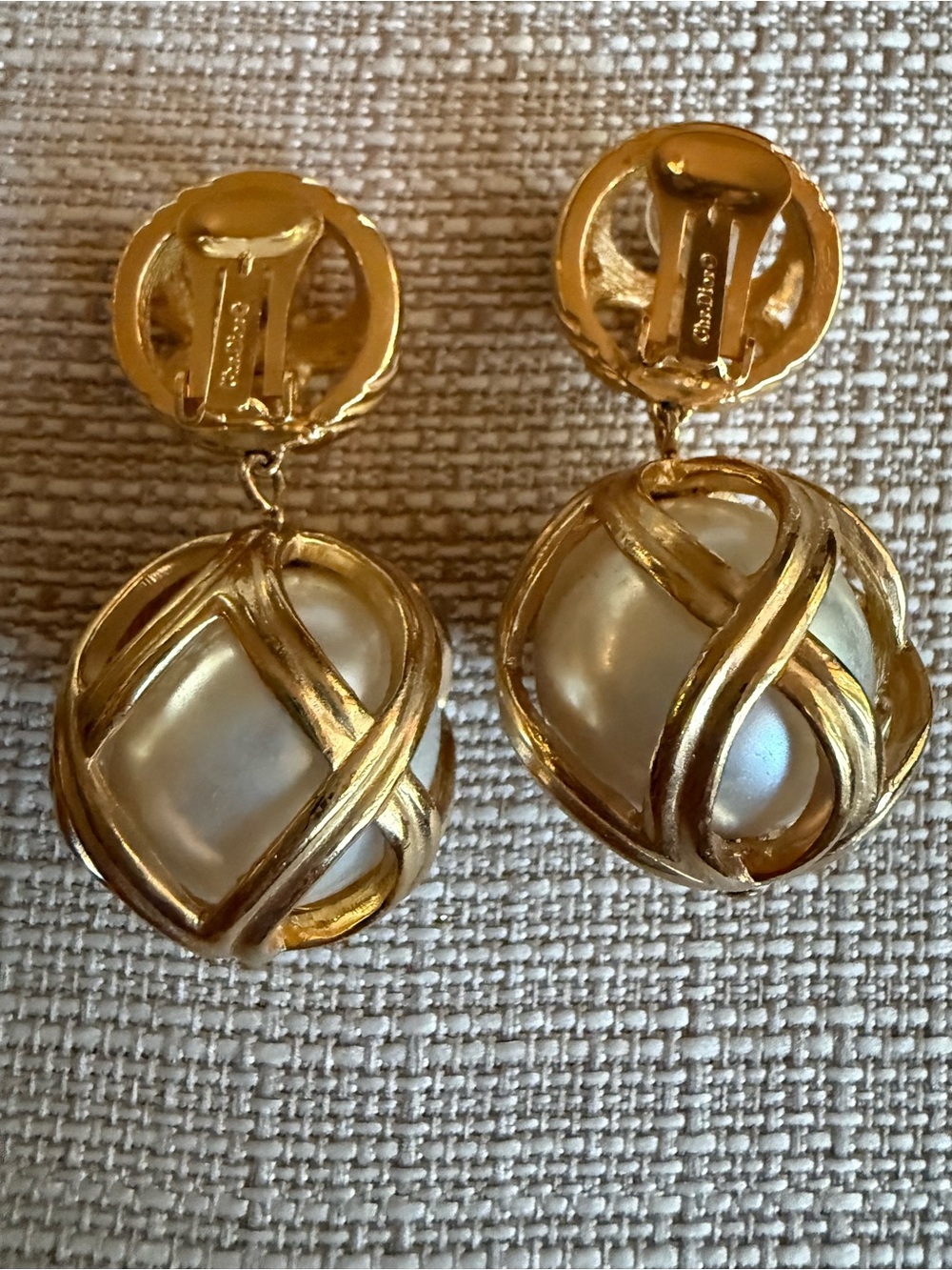 Vintage Christian Dior By Grosse Gold Pearl Cage Drop Clip On Earrings - Picture 3 of 10